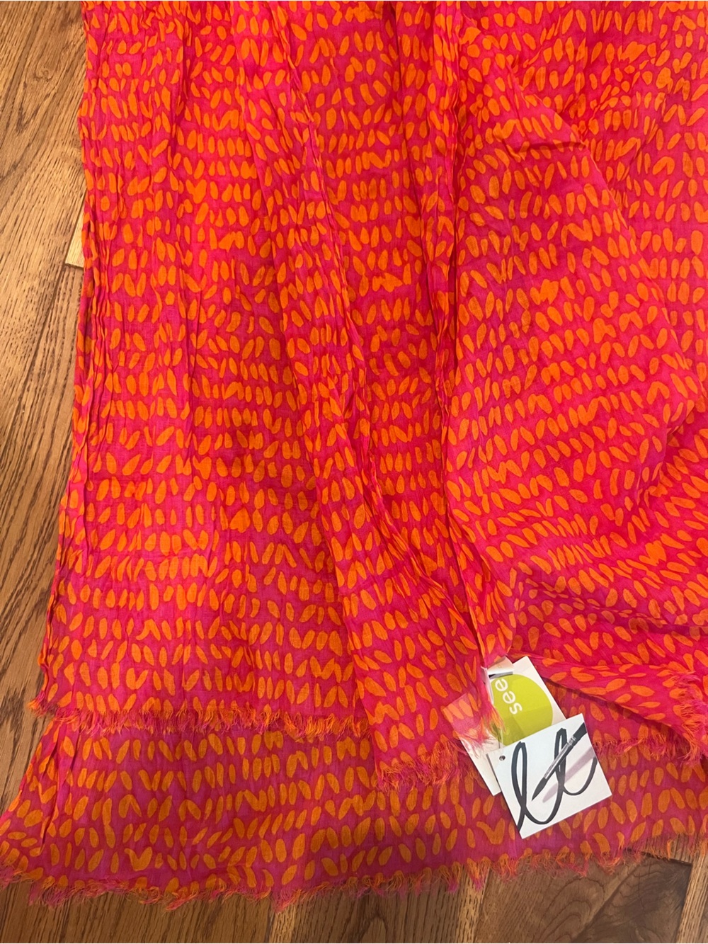 NWT Bright Pink & Orange Printed Lightweight Donna Gorman Crinkle Scarf - Picture 6 of 6